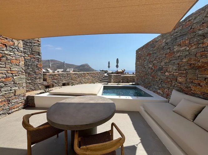 Pentanemi Folegandros