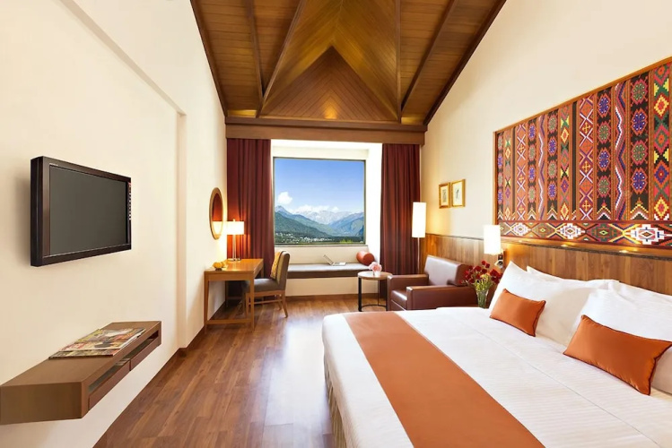 Sterling Manali