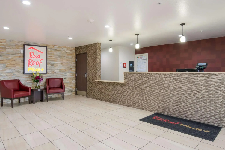Red Roof Inn PLUS+ Fort Worth - Burleson