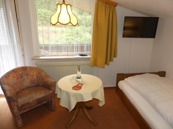 Standard Single room