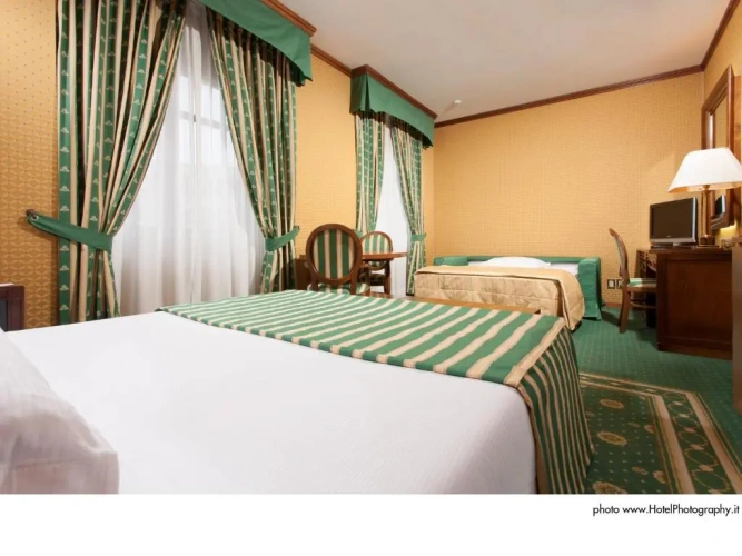 Deluxe Triple room
