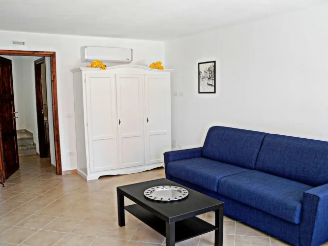 Spacious Holiday Home in Lucca With Swimming Pool