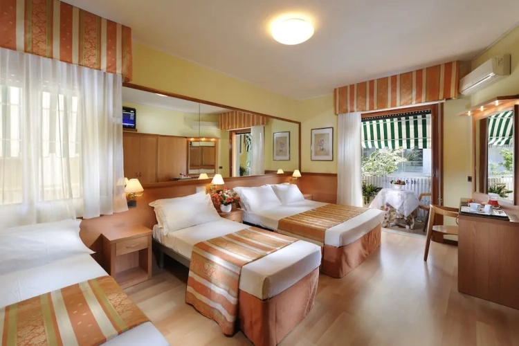 Standard Quadruple Family room