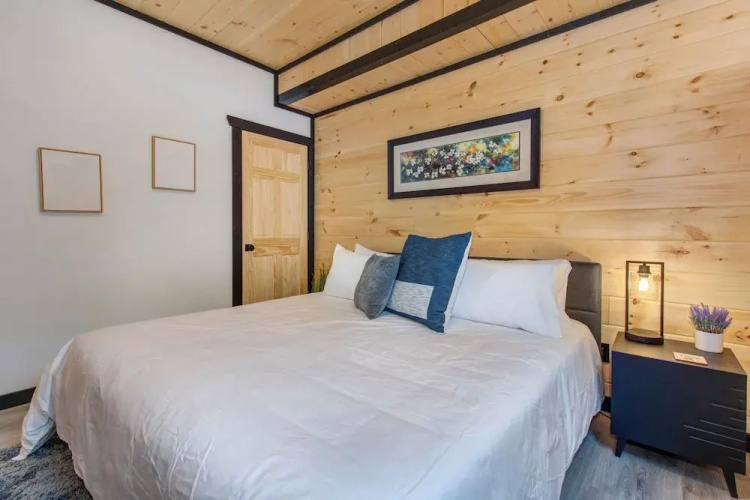 Smokies Modern Escape
