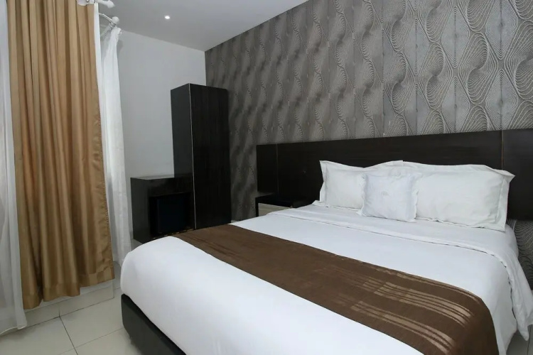 Arotel BSD