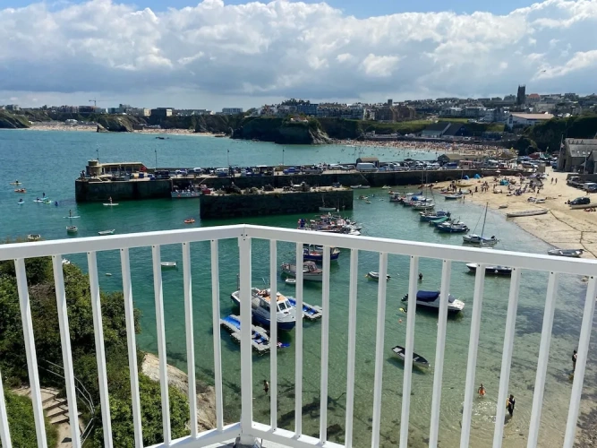 Standard Family room with balcony and with harbour view