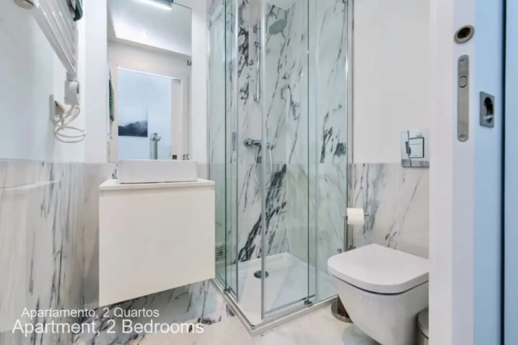 2 Bedrooms Apartment