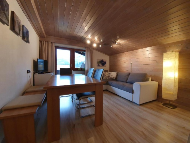2 Bedrooms Deluxe Apartment