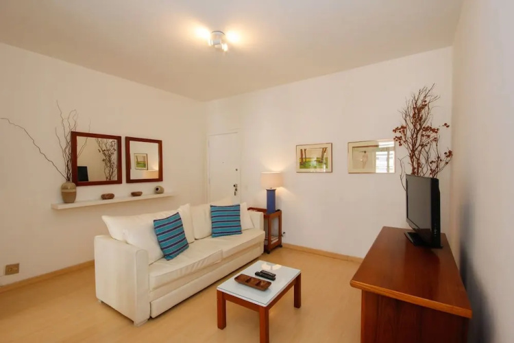 Mc Flats The Claridge Residence Service