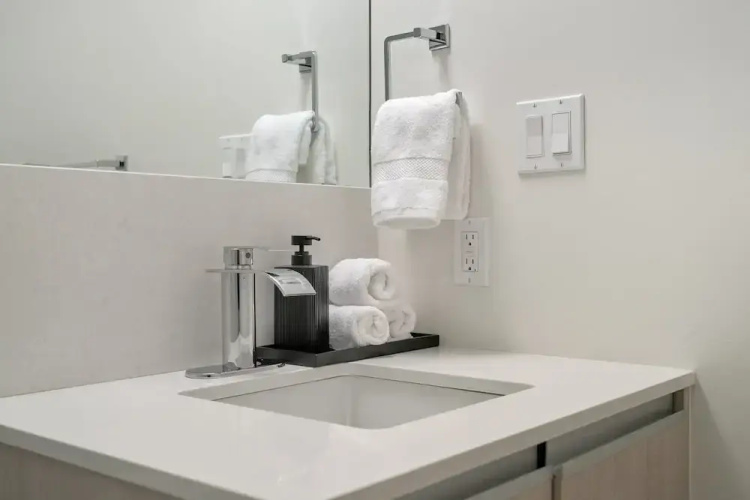 NEW The Draper Luxury Unit Prime Location