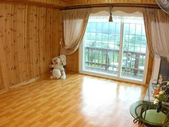 Pension Riverside