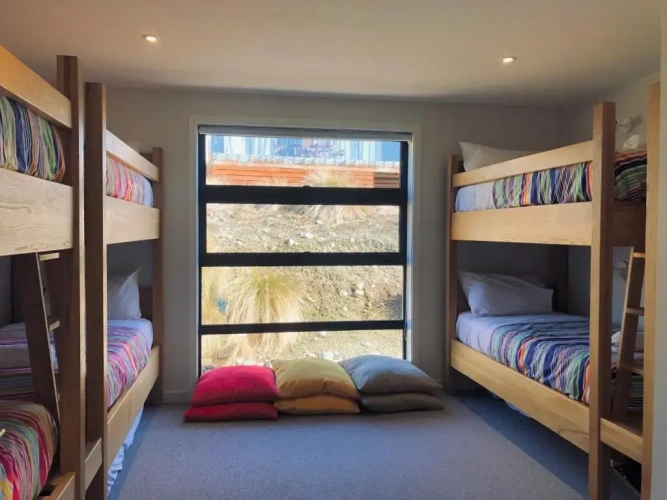3 Bedrooms Cottage
