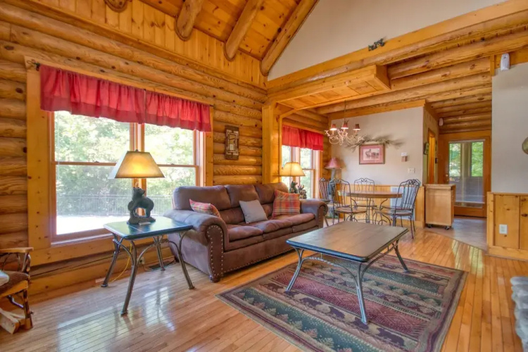 Cozy Bear Cove #288
