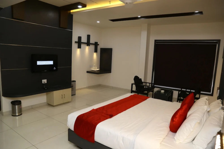 Hotel Le Moshe Inn