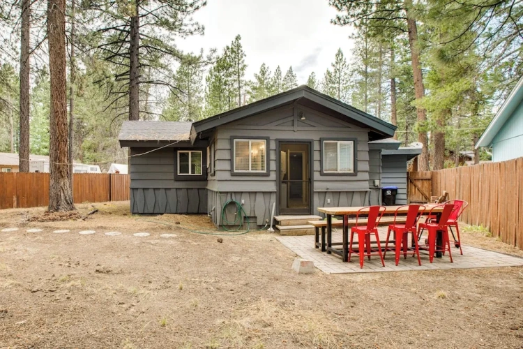2 Bedrooms Cottage