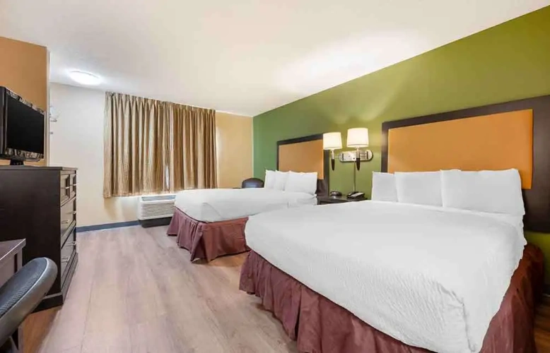 Quadruple Suite