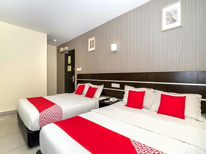 Quadruple Suite