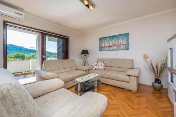 Stedi Apartment