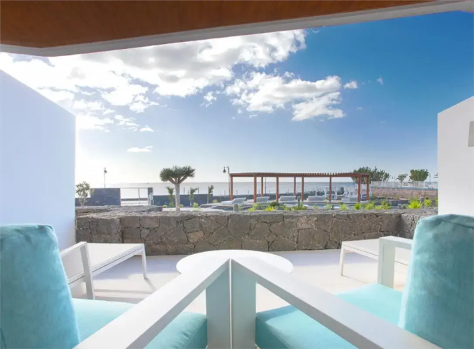 Hotel Lava Beach