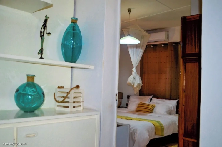 Comfort room