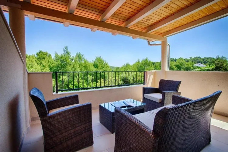 1 Bedroom Apartment with balcony