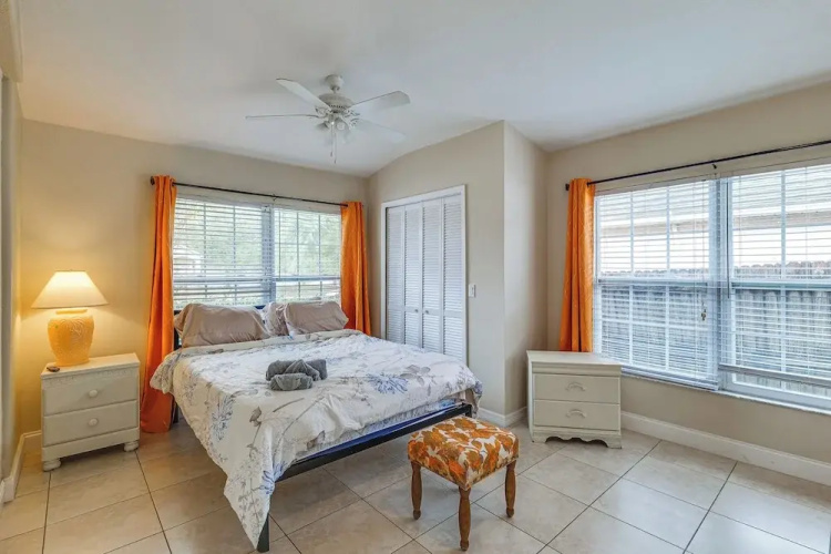 Pool Access, 7 Mi to Disney: Family Getaway!