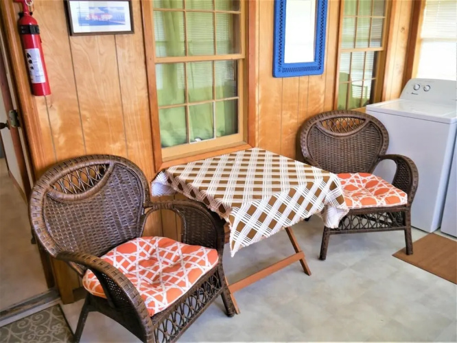Queen Bee - 2 Br Home