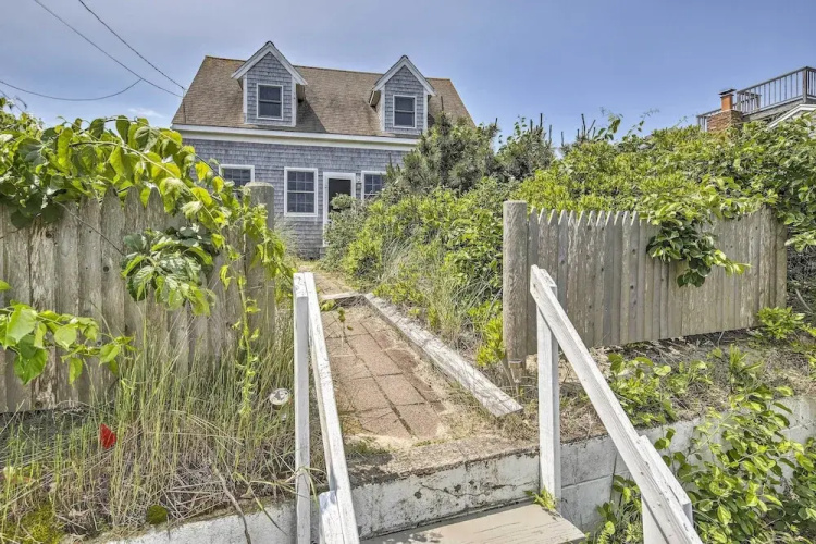 Fireplace + Sunroom! Oceanfront Cape Cod Cottage