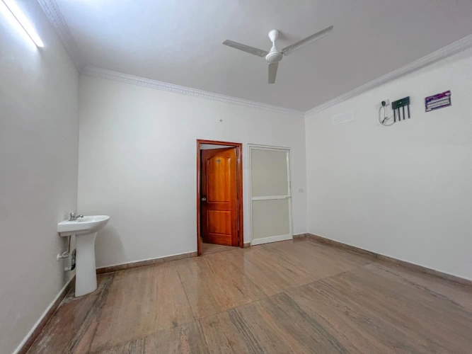 Standard Family room with garden view