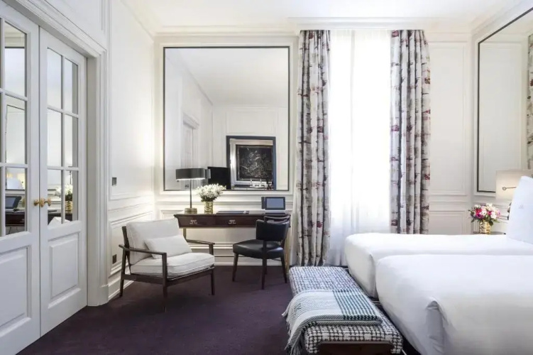 J.K. Place Paris