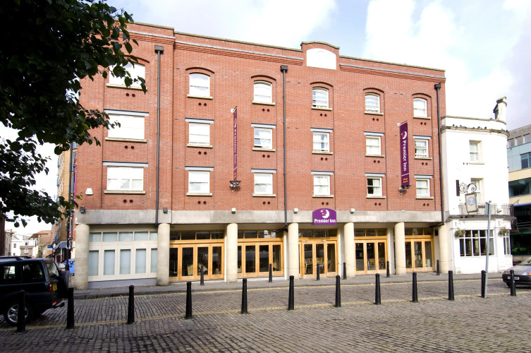 Premier Inn Bristol City Centre King St - Bristol