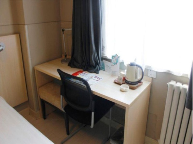 Standard Double room with street view