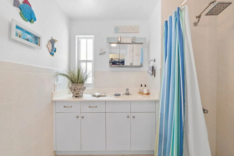 Oleander Hideaway