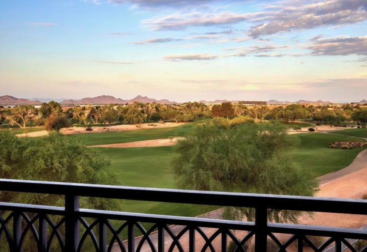 1 Bedroom Deluxe room with balcony and with pool view