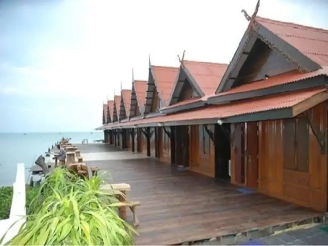 Double Cottage