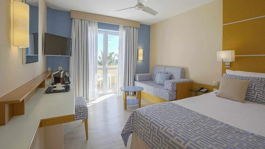 ROBINSON ESQUINZO PLAYA - All Inclusive