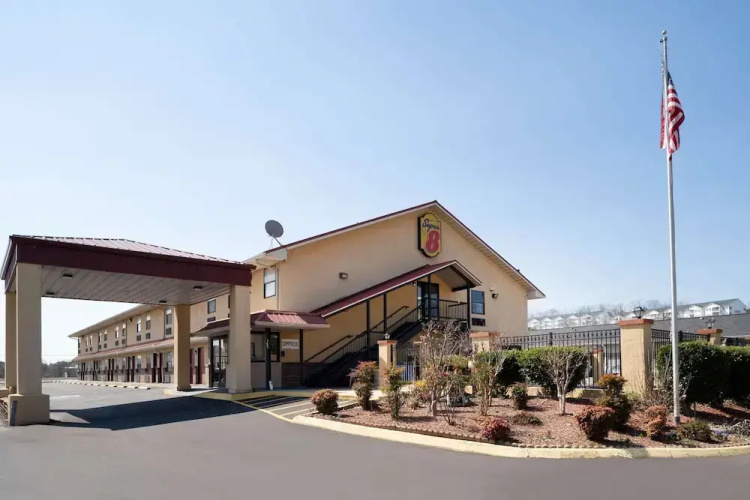 Super 8 Cleveland