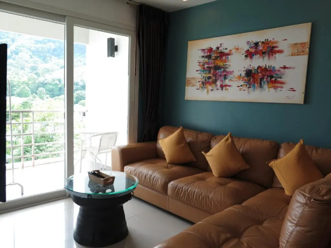 6-38 - 2 Bdr Condo With Balcony and Shared Pool