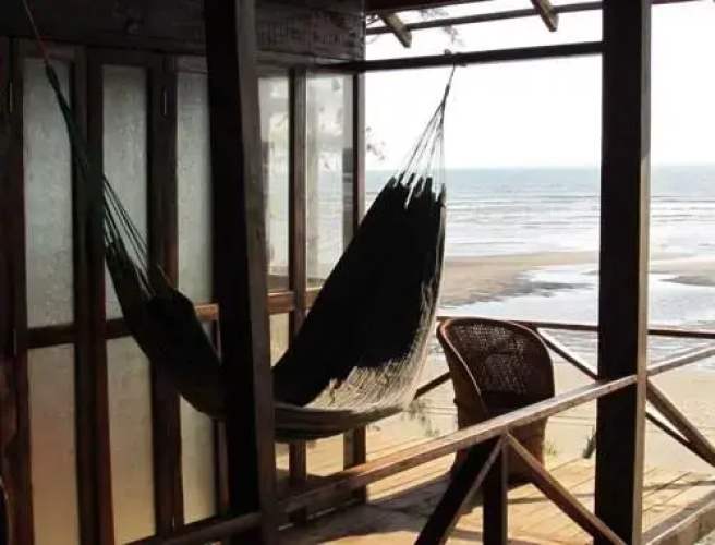 Dolphin Beach Resort