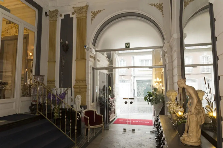 Station Hotel