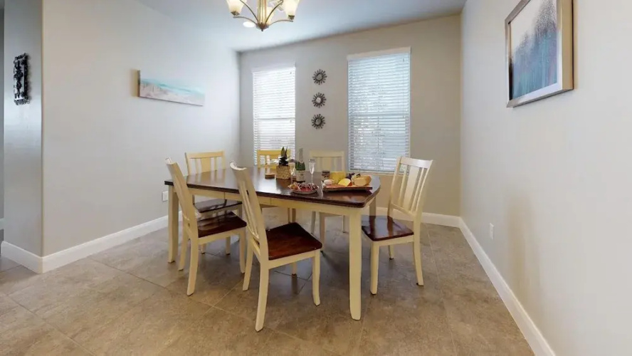 Sweet 3 Bedroom Apts