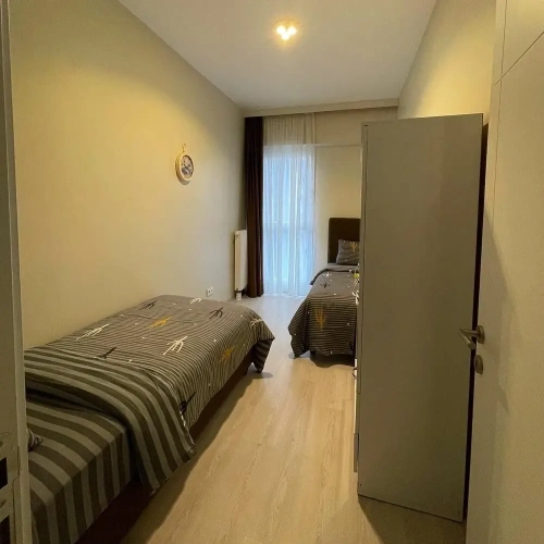 2 Bedrooms Luxury Apartment with city view