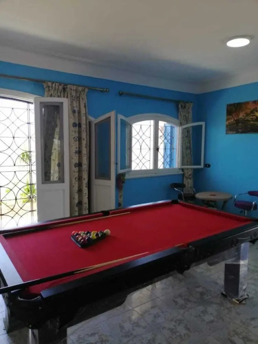 Blue House 4-bed Villa in North Coast Area