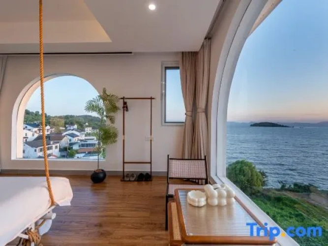3 Bedrooms Villa with view