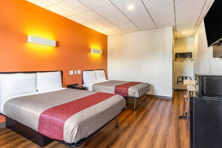 Motel 6 Elizabeth - Newark Liberty International Airport photo 8