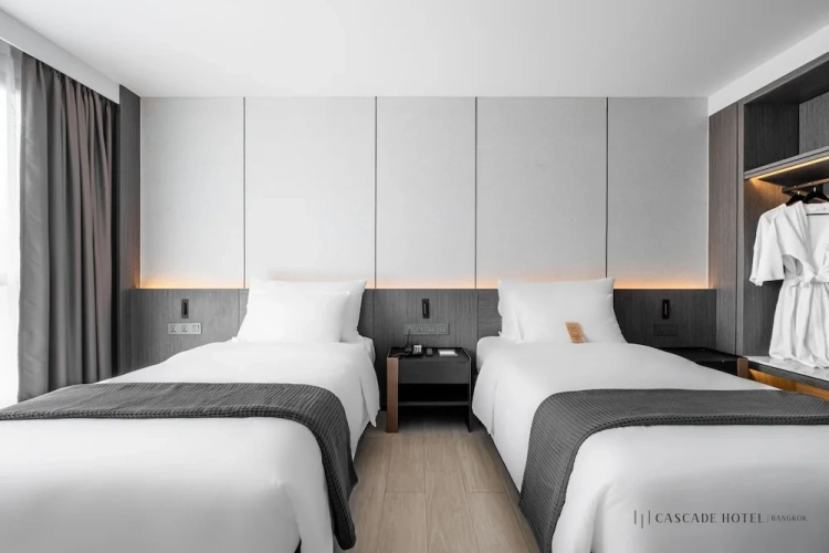 Superior Twin room with balcony