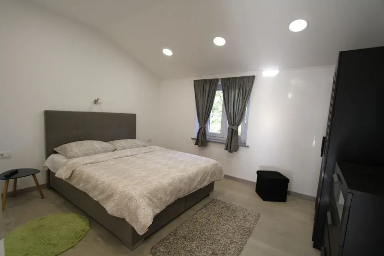 Villa Lenny