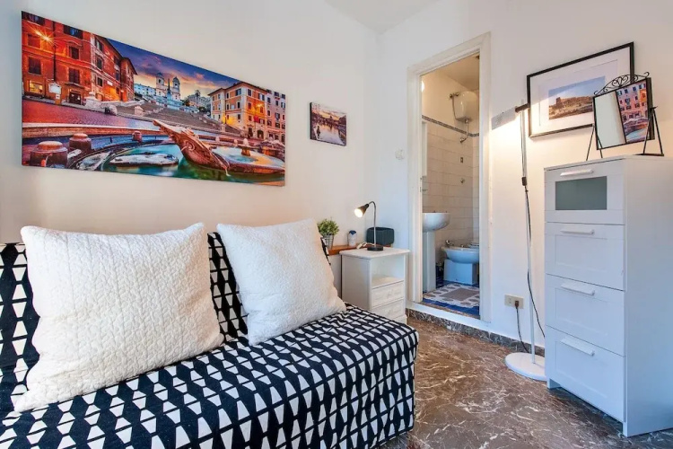 Spanish Steps Apartment