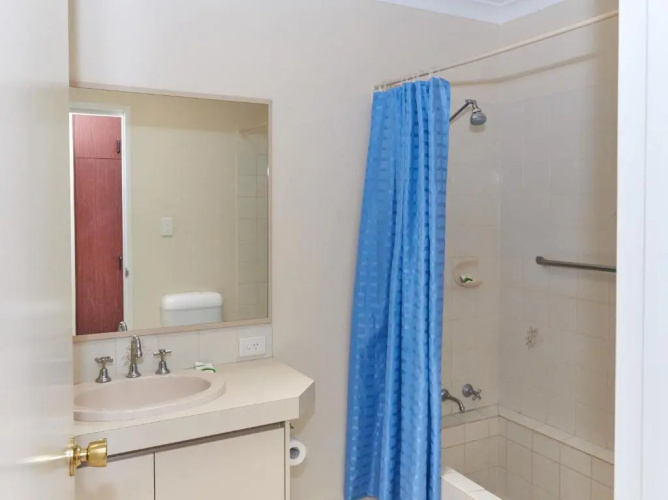 API Preston Beach Front Apartments