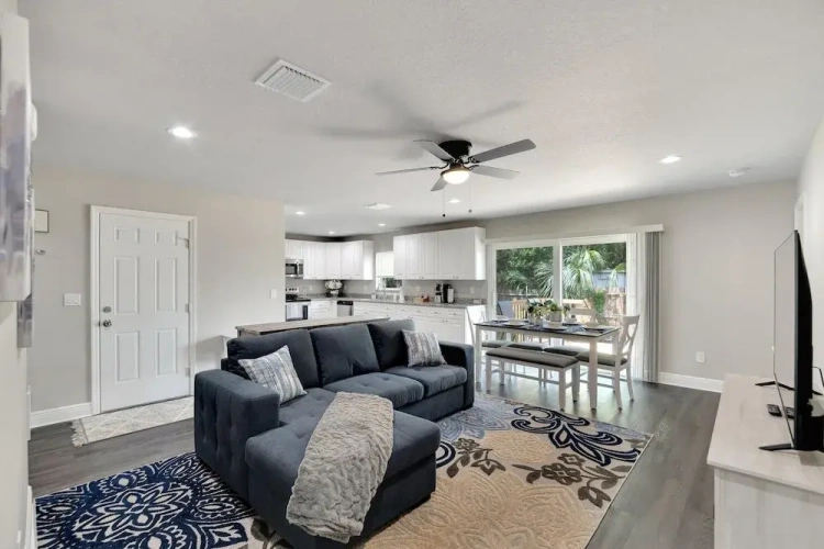 3 Bedrooms Cottage
